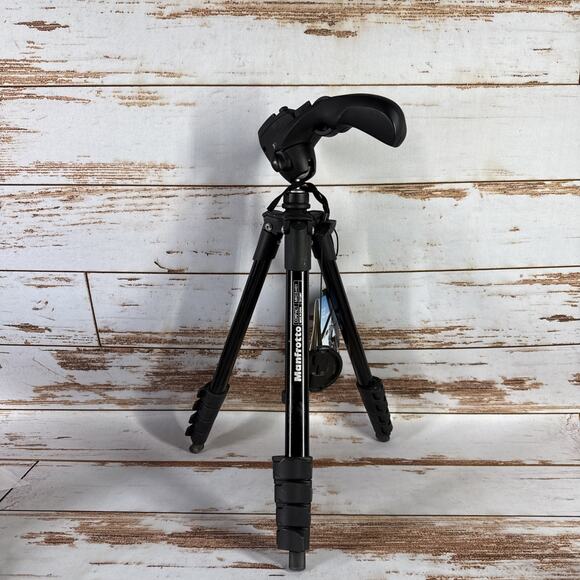 Manfrotto MKCOMPACTACN-BK Compact Action Aluminum Tripod – Hybrid Head – Black - Picture 1 of 8